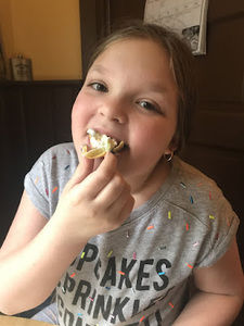 Meet your Posher, Addison